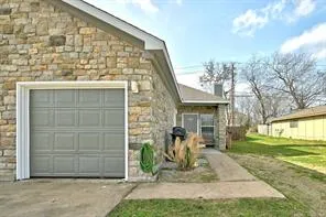 $1,500 | 7006 Millrace Drive, Unit A, Austin, TX 78724