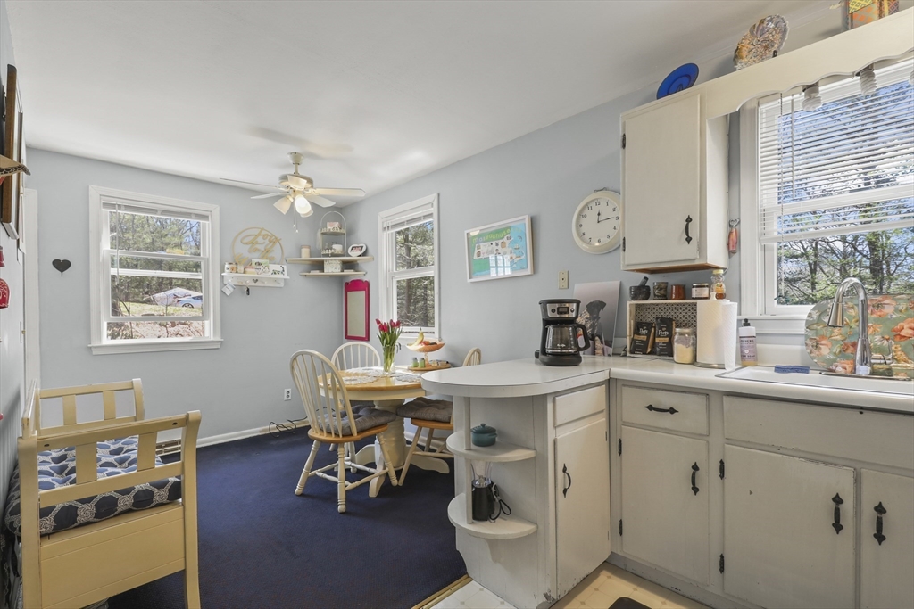 47 Cliff Road Bourne, MA 02532 - Photo 11 of 32