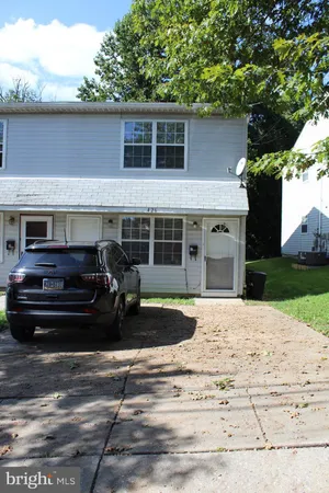 $1,750 | 426 Harmon Road, Unit 2, Philadelphia, PA 19128