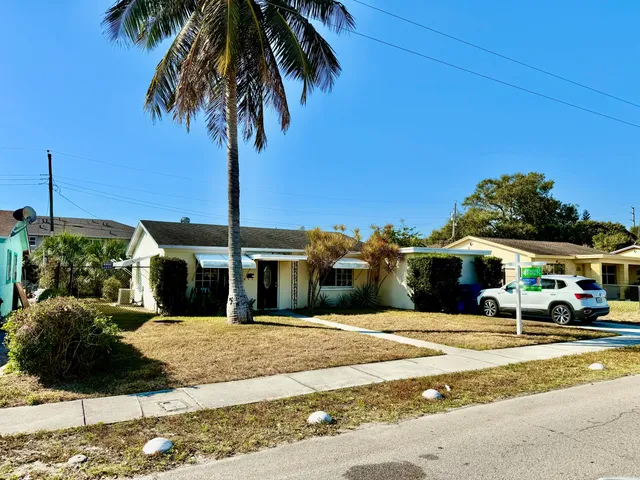 $345,000 | 137 West 34th Street, Riviera Beach, FL 33404