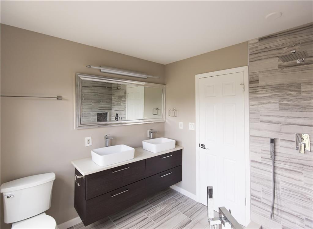 2032 Taylor Road Columbus, IN 47203 - Photo 12 of 23 Gallery Image 12