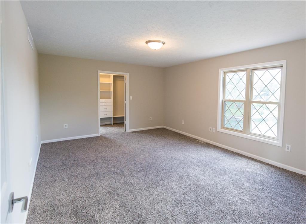 2032 Taylor Road Columbus, IN 47203 - Photo 15 of 23 Gallery Image 15