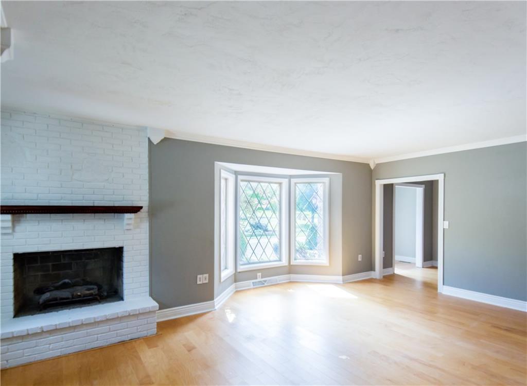 2032 Taylor Road Columbus, IN 47203 - Photo 5 of 23 Gallery Image 5