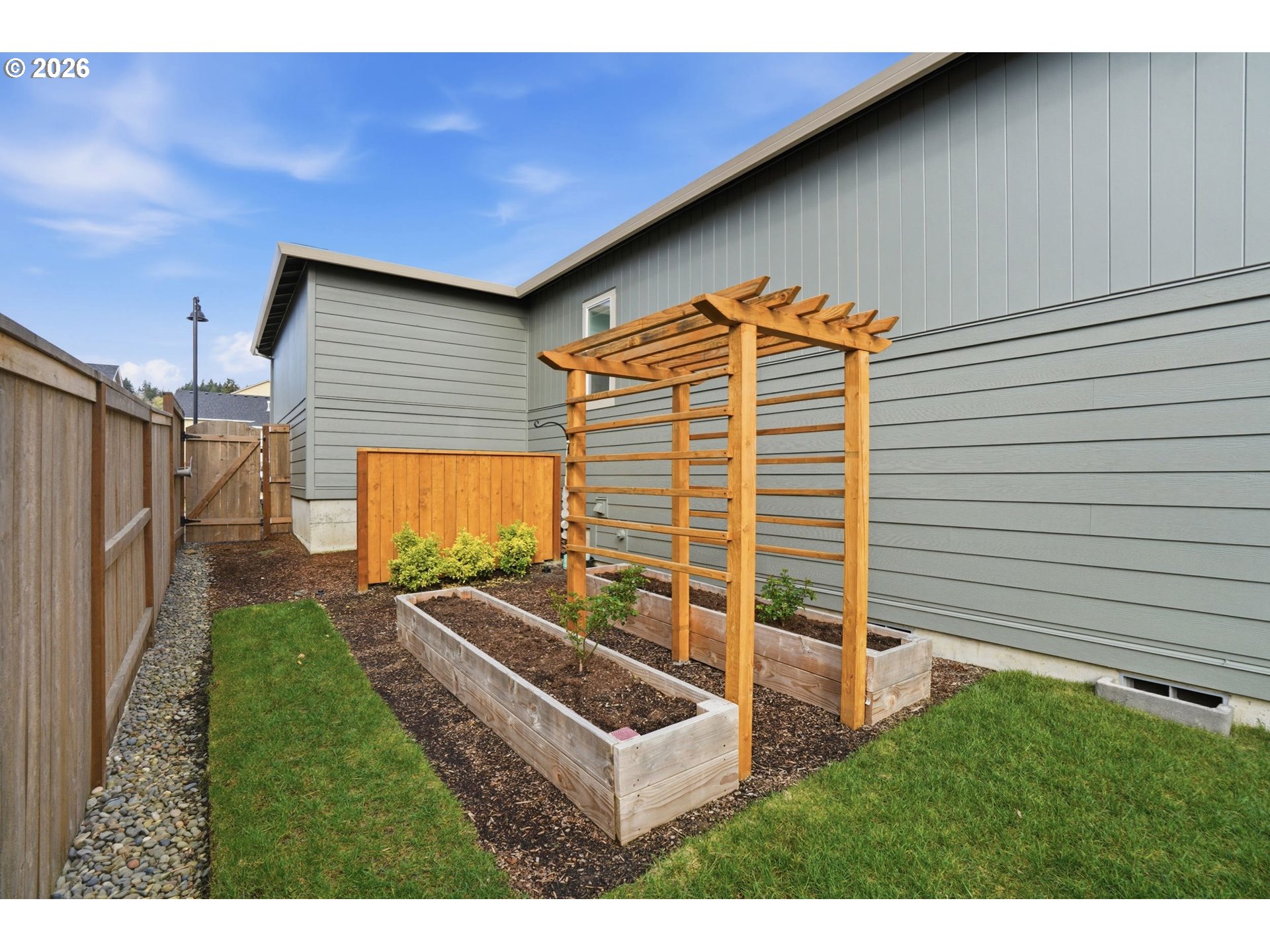11664 Southeast Crown Pt Way Happy Valley, OR 97086 - Photo 25 of 28