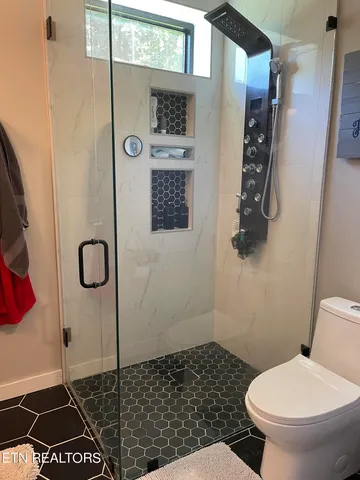 $724,900 | 856 Jennifer Drive, Knoxville, TN 37938