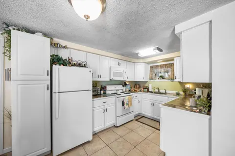 $745,000 | 23 39th Street, Unit B, Sea Isle City, NJ 08243
