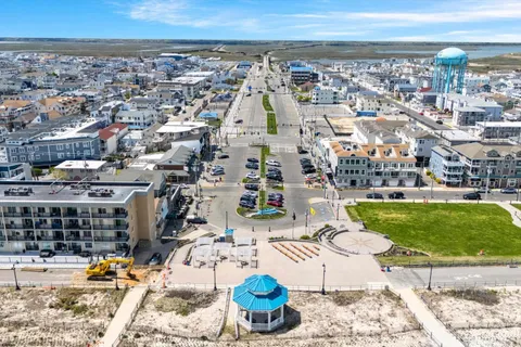 $745,000 | 23 39th Street, Unit B, Sea Isle City, NJ 08243