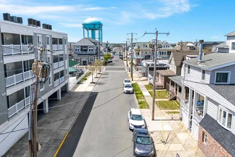 $745,000 | 23 39th Street, Unit B, Sea Isle City, NJ 08243