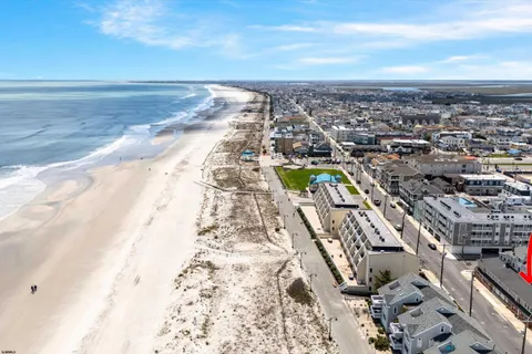 $745,000 | 23 39th Street, Unit B, Sea Isle City, NJ 08243
