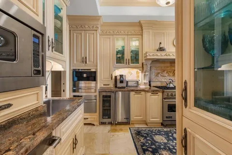 $10,950,000 | 801 North Shore Drive, Anna Maria, FL 34216