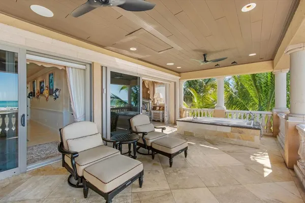$10,850,000 | 801 North Shore Drive, Anna Maria, FL 34216