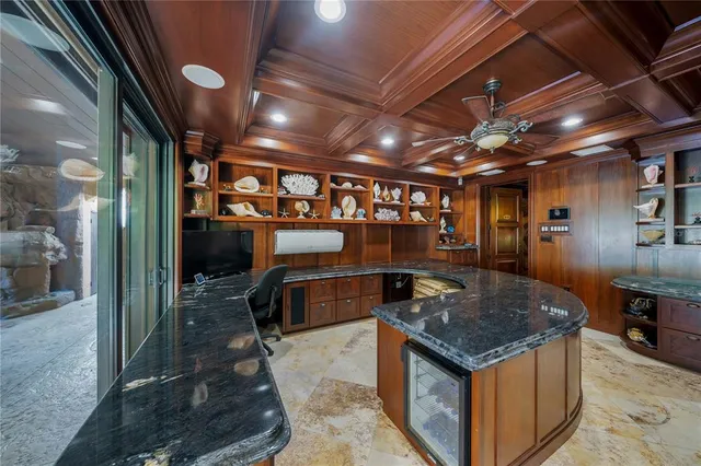 $10,950,000 | 801 North Shore Drive, Anna Maria, FL 34216