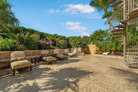 $10,950,000 | 801 North Shore Drive, Anna Maria, FL 34216