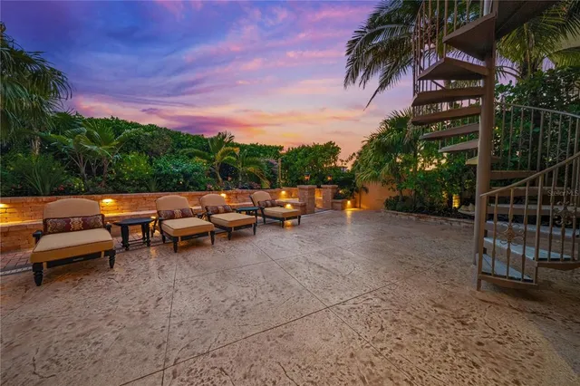 $10,950,000 | 801 North Shore Drive, Anna Maria, FL 34216