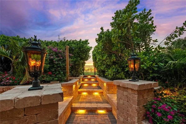 $10,850,000 | 801 North Shore Drive, Anna Maria, FL 34216