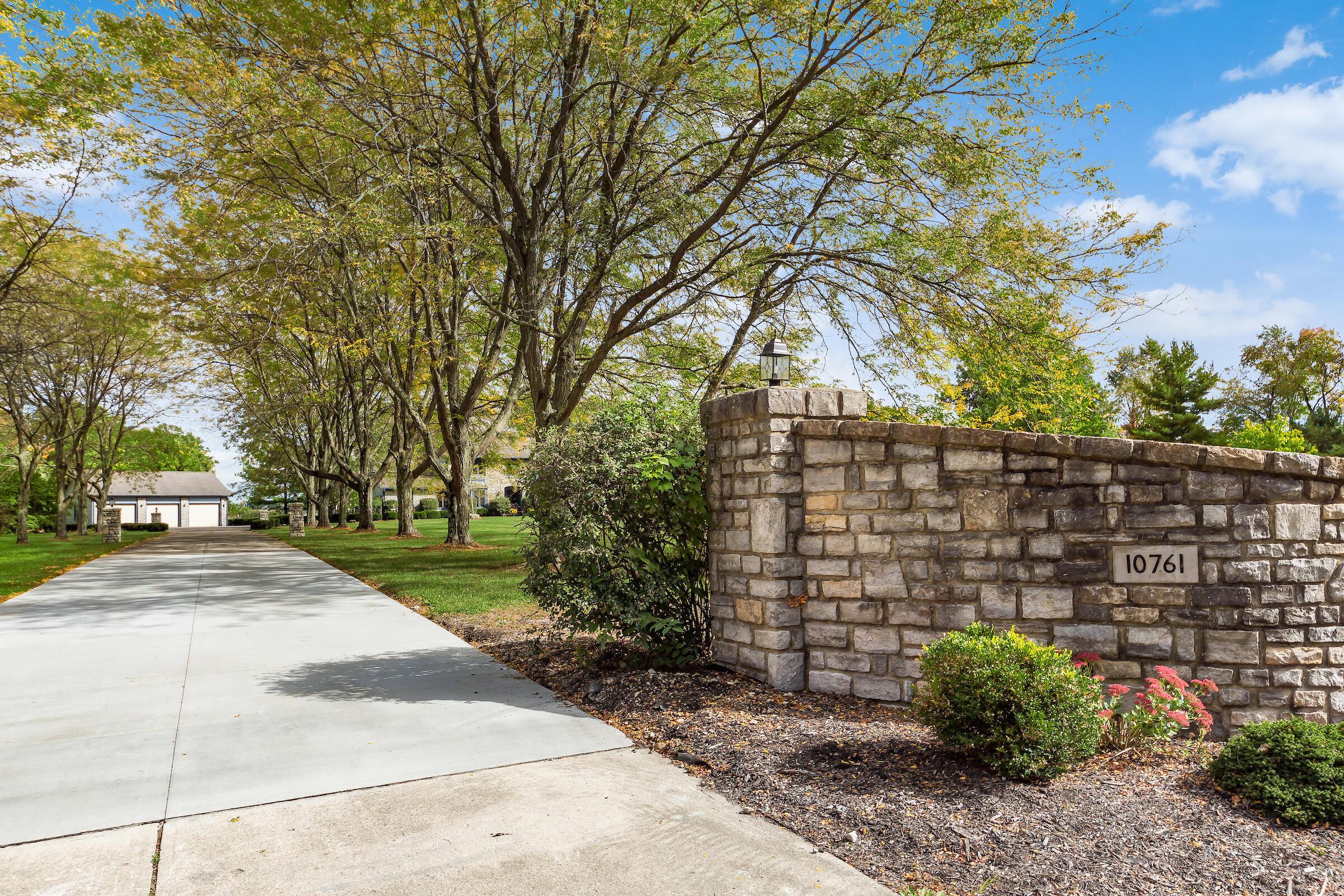 10761 Tollgate Road Southwest Etna, OH 43062 - Photo 83 of 90 Additional Stone Lamp Posts Line The Driveway