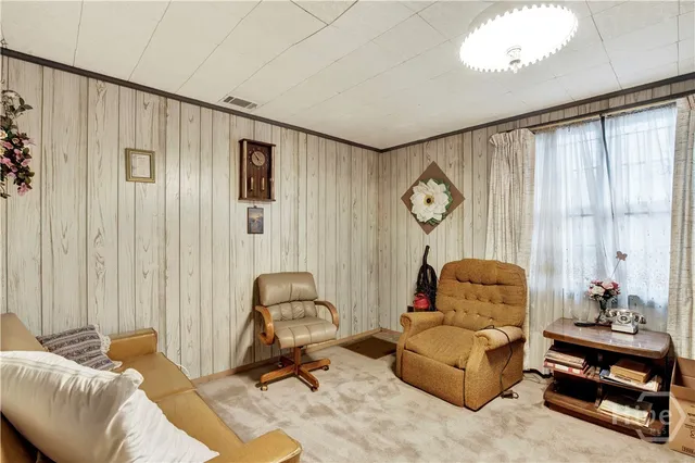 $200,000 | 2205 Ogeechee Road, Savannah, GA 31415