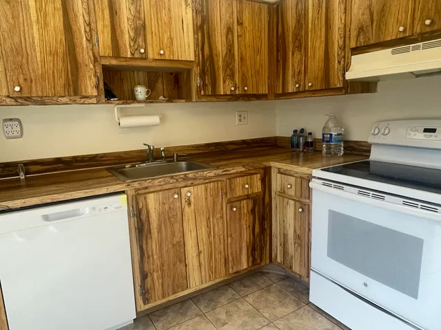 $1,650 | 83 Capri B, Unit B, Delray Beach, FL 33484