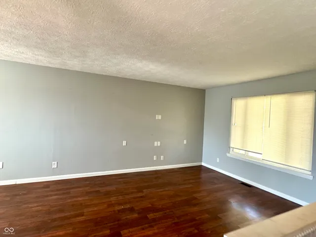 $189,750 | 5813 Somers Drive, Indianapolis, IN 46237