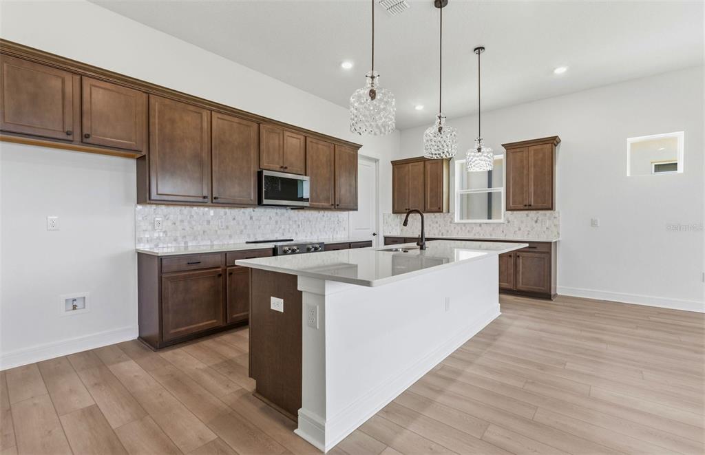 8439 Southwest 58 Loop Ocala, FL 34481 - Photo 3 of 34