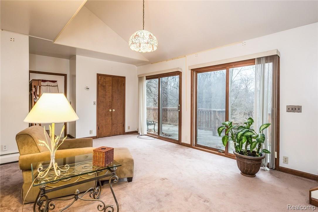 17548 Inkster Road Redford, MI 48240 - Photo 9 of 28 017-3639654-medium.jpg