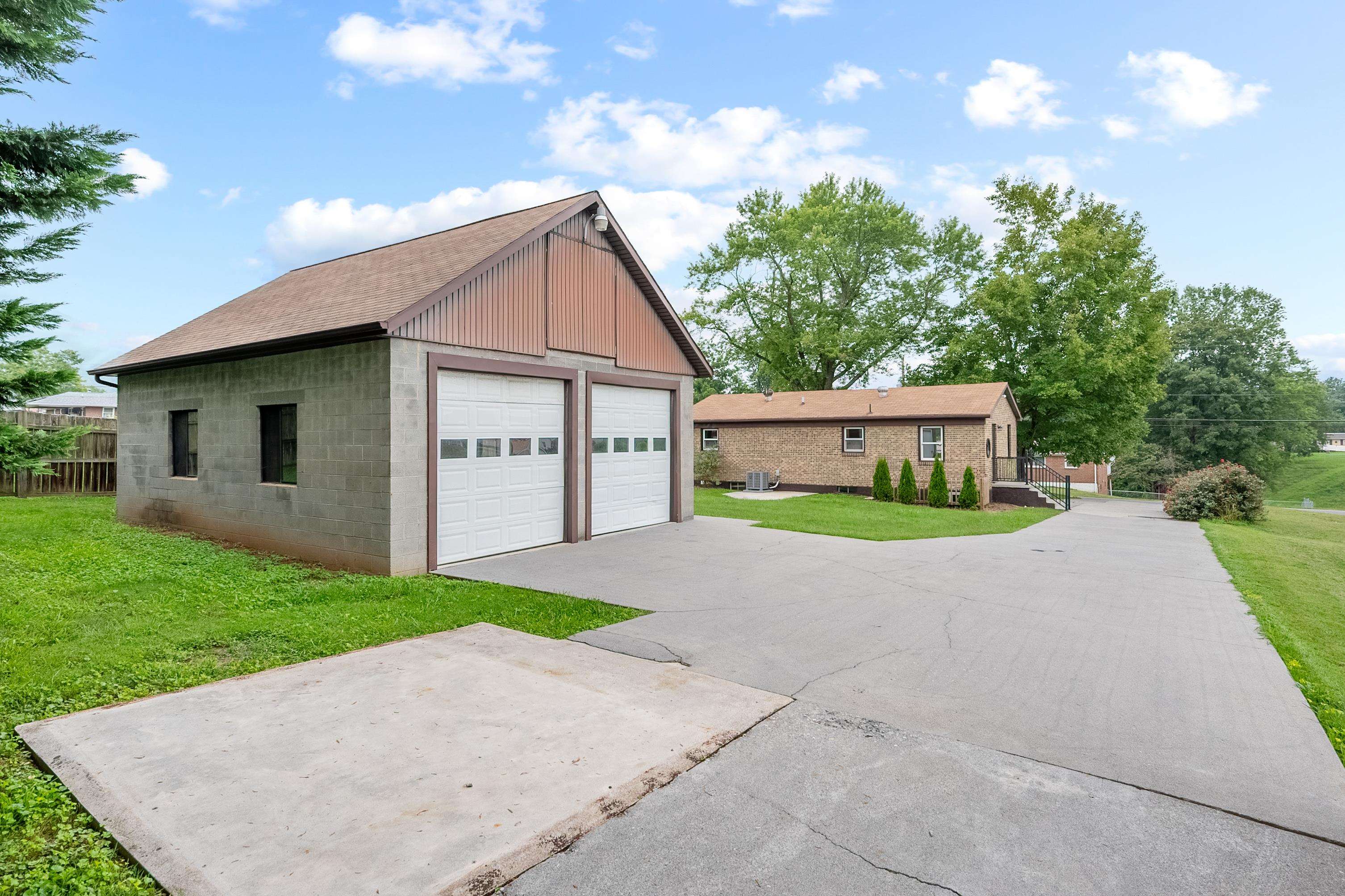 1112 Curve Road Pearisburg, VA 24134 - Photo 41 of 52 Gallery Image 41