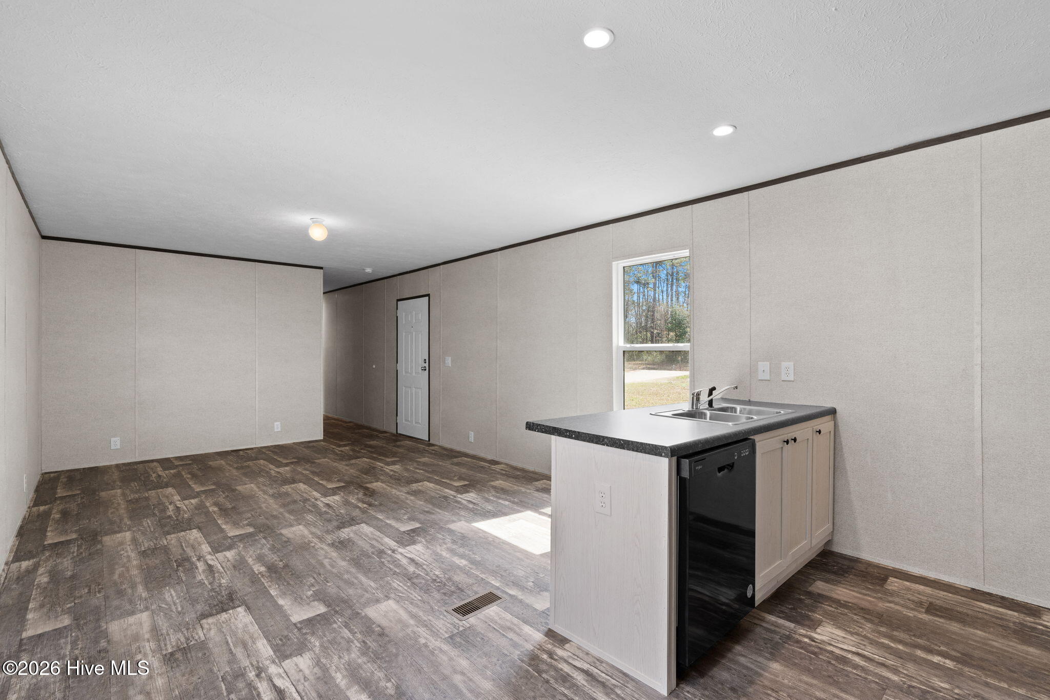 1396 Stanley Road Southwest Supply, NC 28462 - Photo 7 of 27 8-web-or-mls-cammediallc.com-17