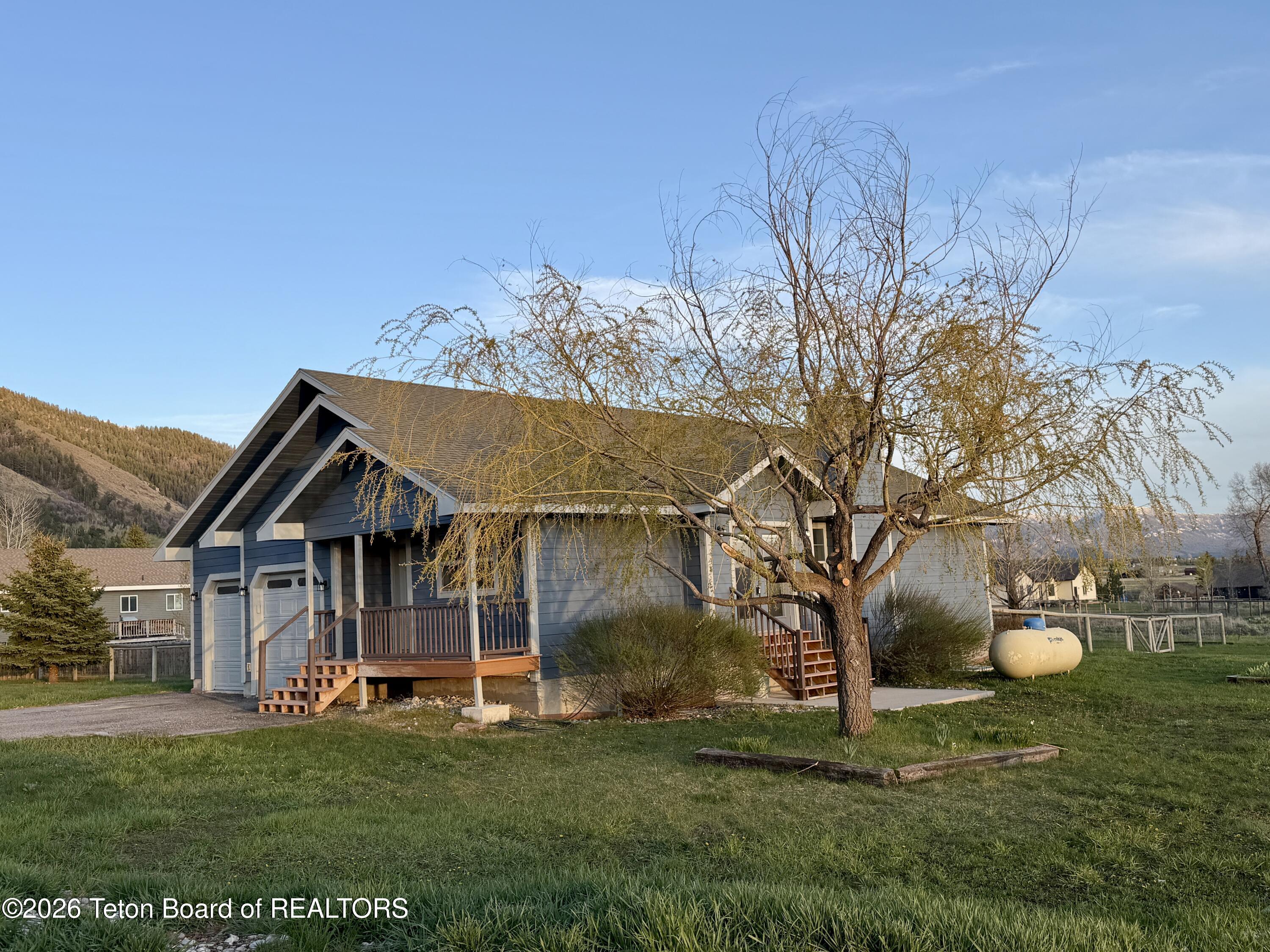 233 Butte Star Valley Ranch Star Valley Ranch, WY 83127 - Photo 22 of 24 IMG_0456