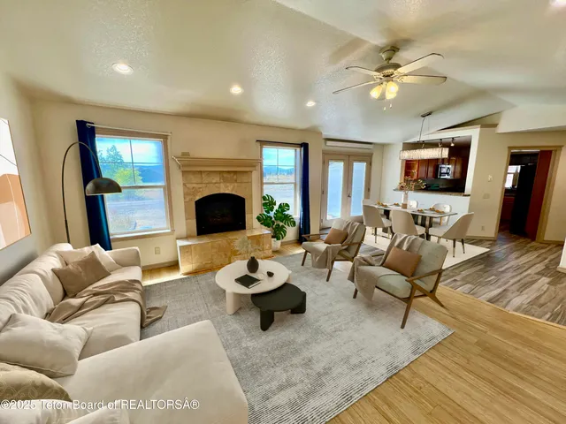 $695,000 | 233 Butte Star Valley Ranch, Thayne, WY 83127