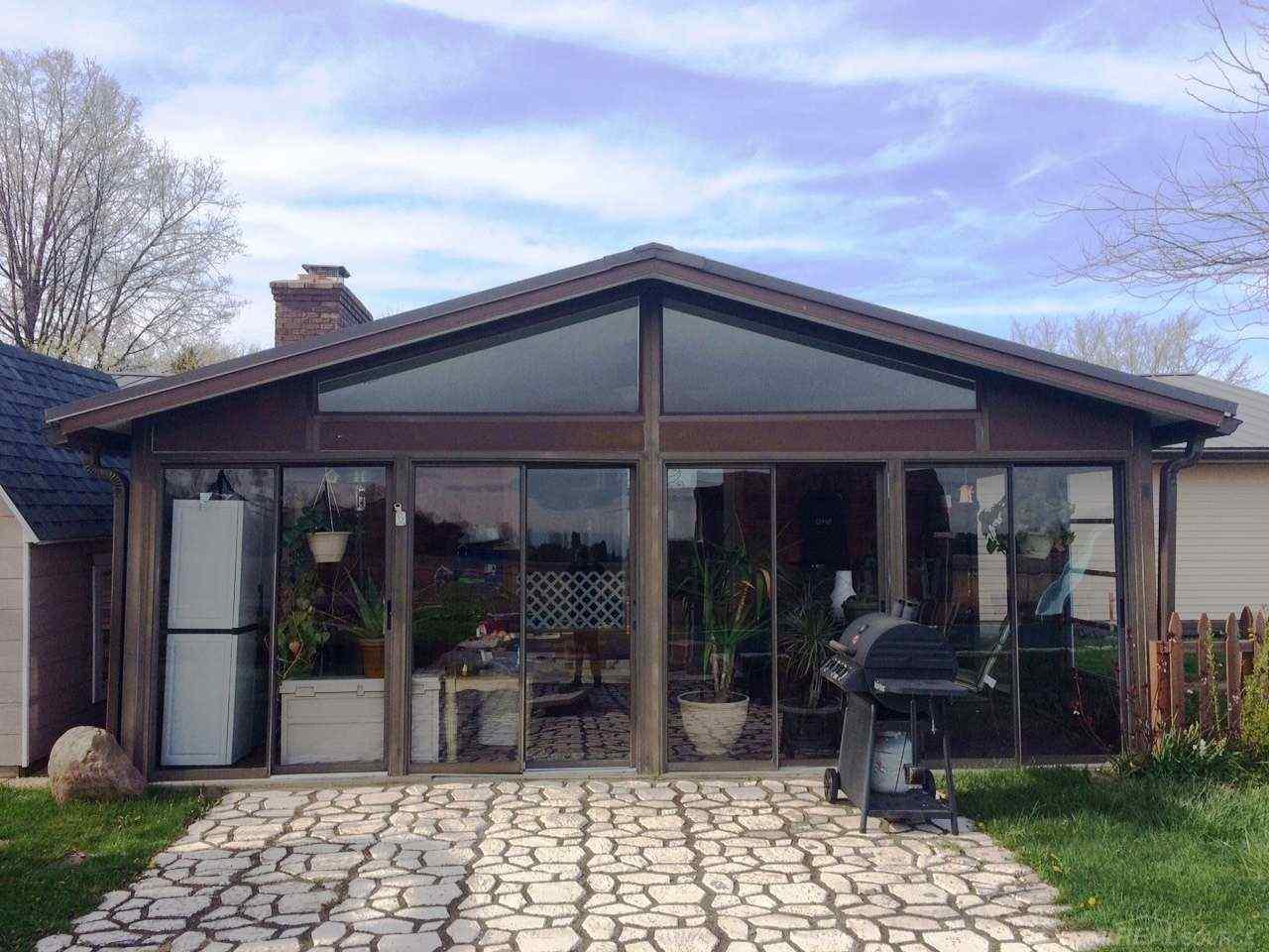 693 East Erie Road Temperance, MI 48182 - Photo 2 of 6