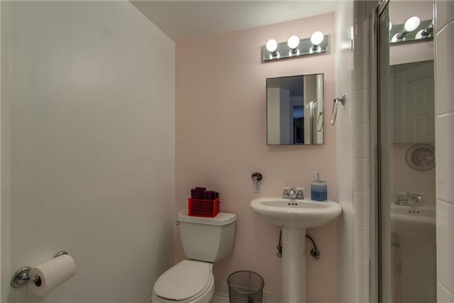 3613 Robin Road Nashville, TN 37204 - Photo 15 of 20 Bath for upstairs bedroom (2)
