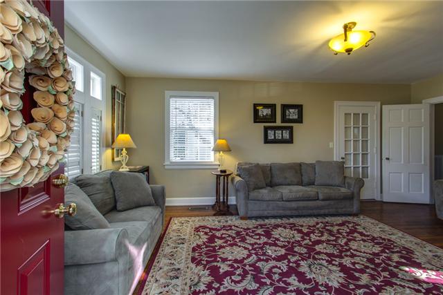 3613 Robin Road Nashville, TN 37204 - Photo 4 of 20 Gallery Image 4