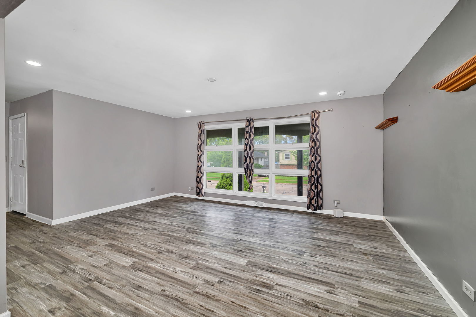 551 Falconridge Way Bolingbrook, IL 60440 - Photo 6 of 28