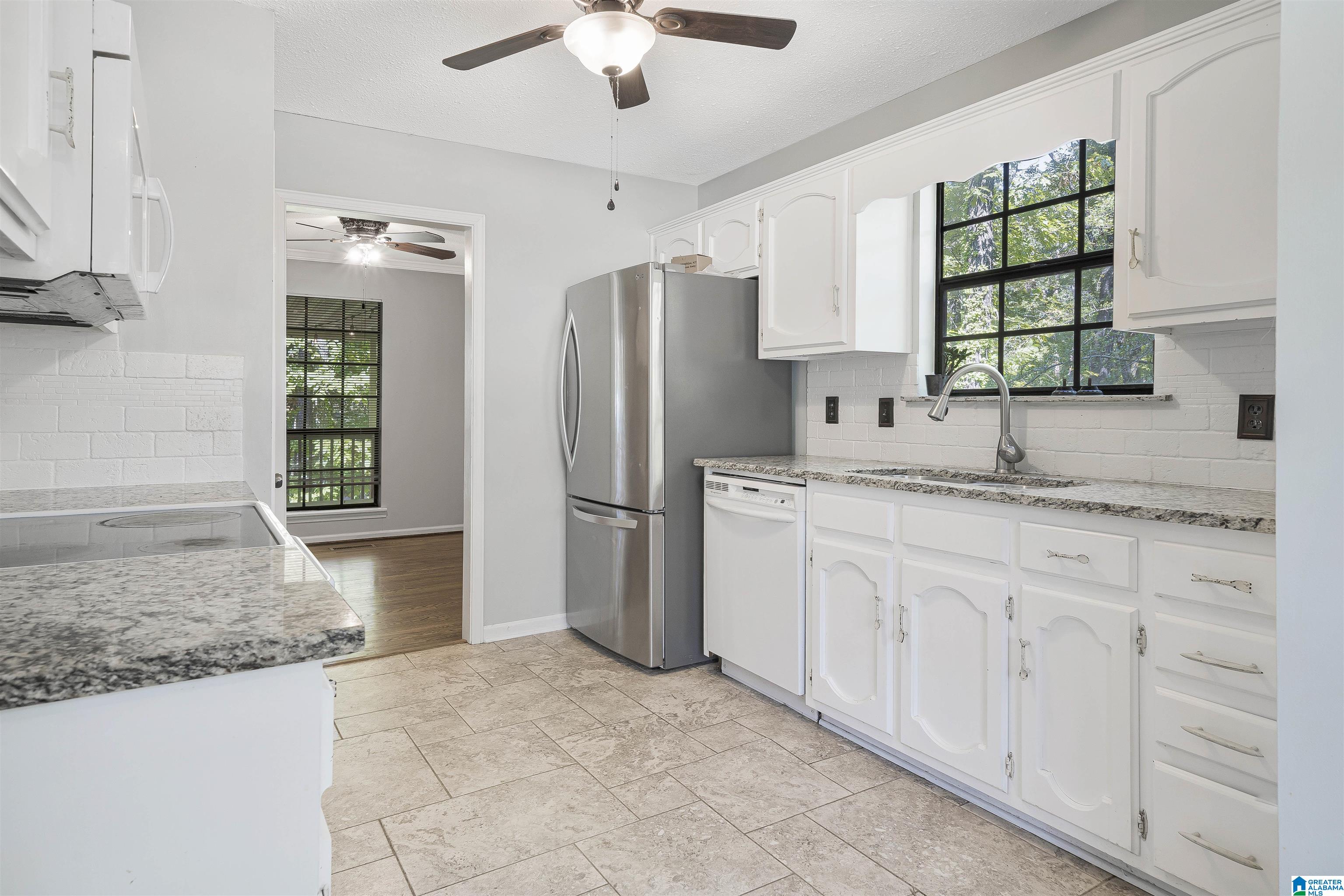 101 Tradewinds Circle Helena, AL 35080 - Photo 15 of 45