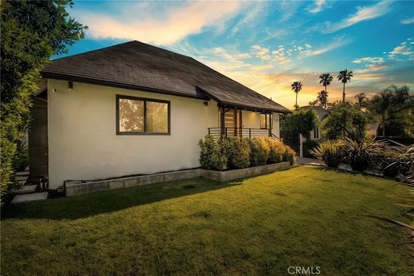 $1,849,000 | 1911 West Kenneth Road, Glendale, CA 91201