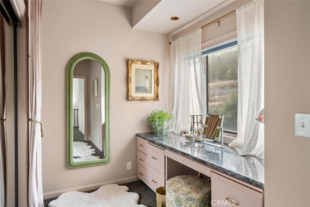 14950 Eagle Ridge Drive Forest Ranch, CA 95942 - Photo 9 of 47 Primary Dressing Room