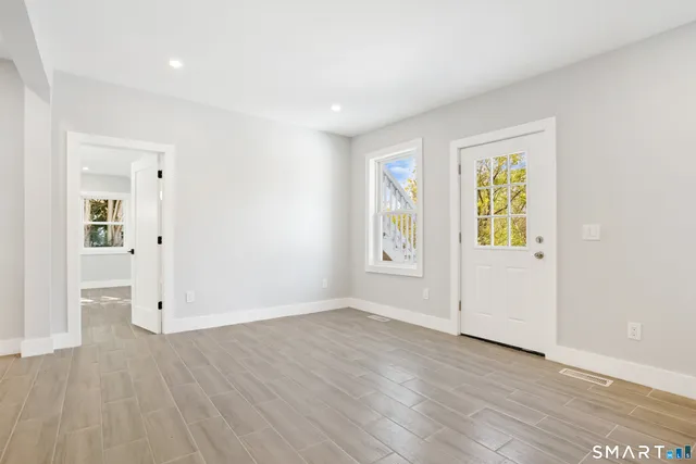 $3,400 | 173 Wellsville Avenue, Unit A, New Milford, CT 06776