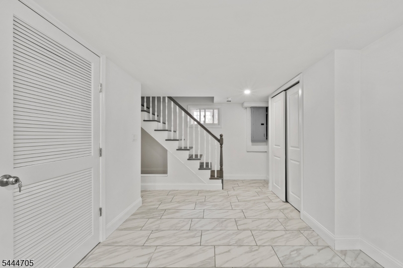 54 Chestnut Avenue Park Ridge, NJ 07656 - Photo 26 of 38 Gallery Image 26