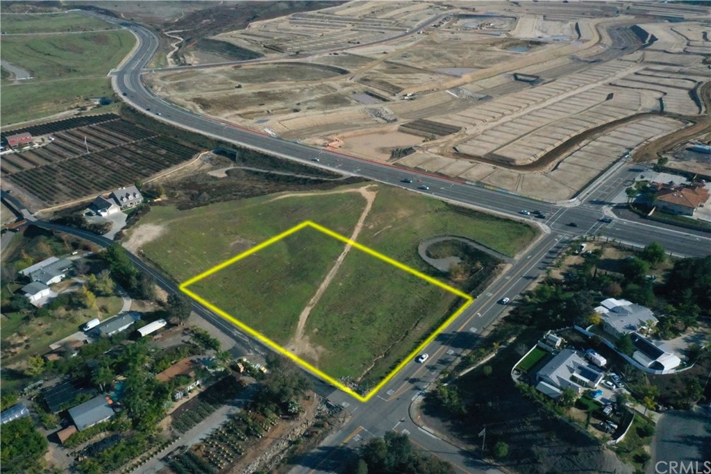 39970 Cantrell Road Temecula, CA 92591 - Photo 2 of 14 a view of a backyard