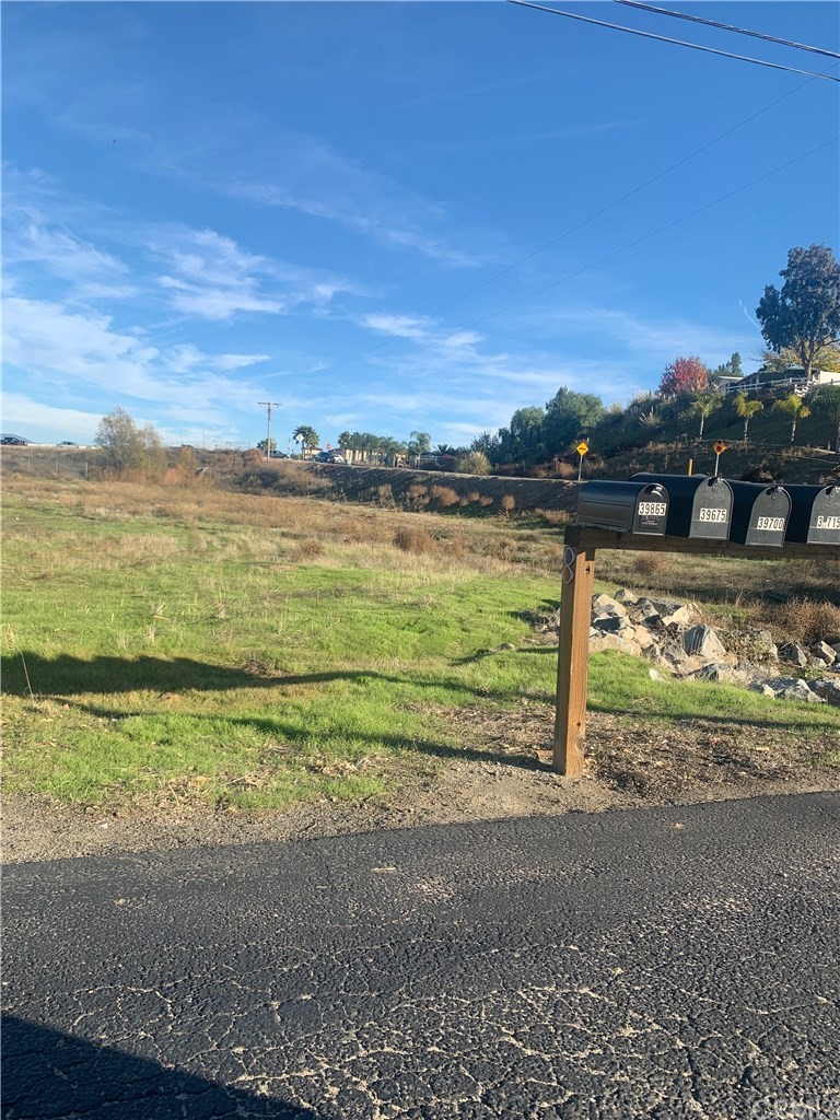 39970 Cantrell Road Temecula, CA 92591 - Photo 6 of 14 a view of an ocean and a mountain view