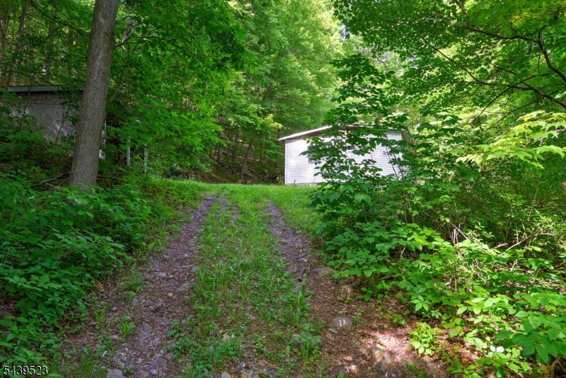 77 Sand Pond Road Hamburg, NJ 07419 - Photo 31 of 44