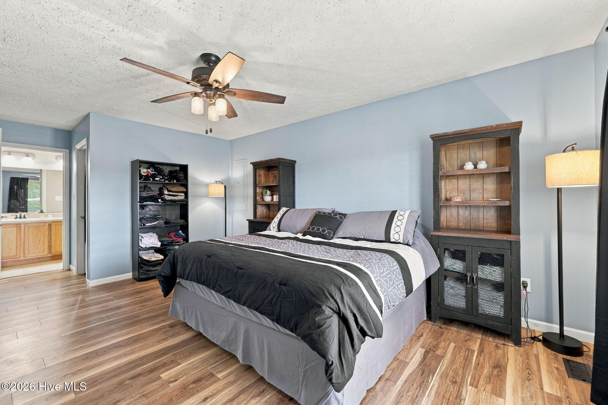 163 Guinea Road Moyock, NC 27958 - Photo 21 of 38 primary bedroom first floor