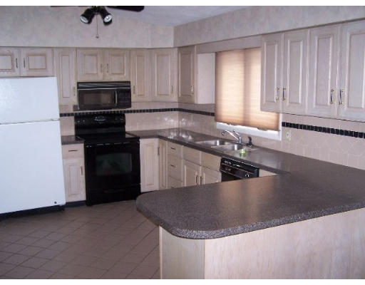 175 Sagamore Road Seekonk, MA 02771 - Photo 4 of 4 Gallery Image 4