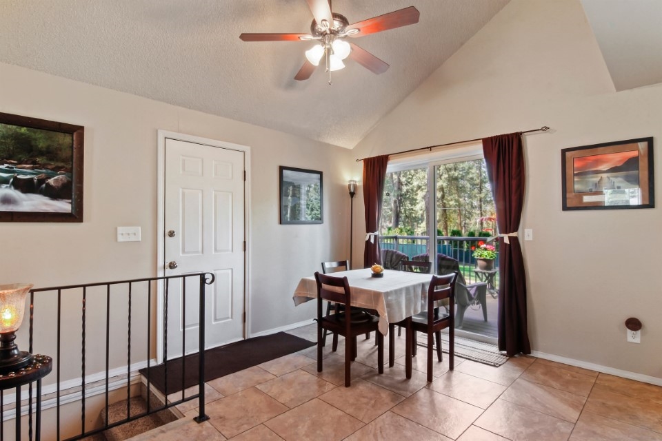 11125 North Astor Road Spokane, WA 99218 - Photo 5 of 21