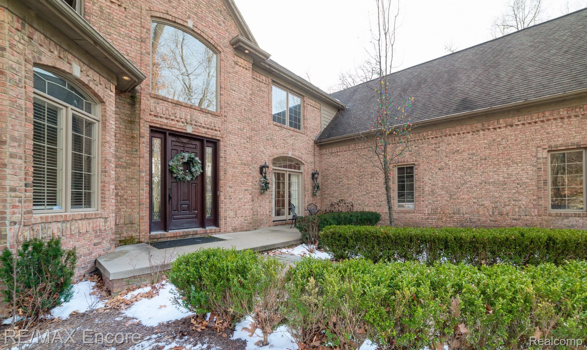 7686 Devins Ridge Clarkston, MI 48348 - Photo 2 of 58 Stunning brick home
