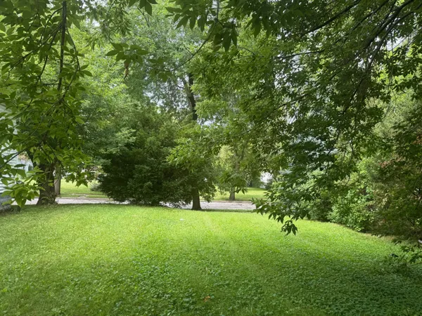 $3,800 | 2460 North 16th Street, Milwaukee, WI 53206