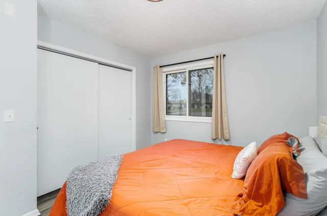 $174,900 | 7859 85th Court North, Brooklyn Park, MN 55445