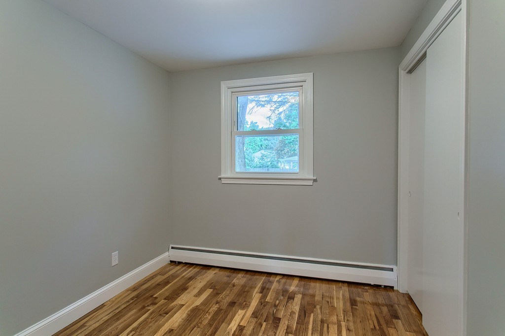 19 Apple Tree Road Tewksbury, MA 01876 - Photo 11 of 27 Gallery Image 11