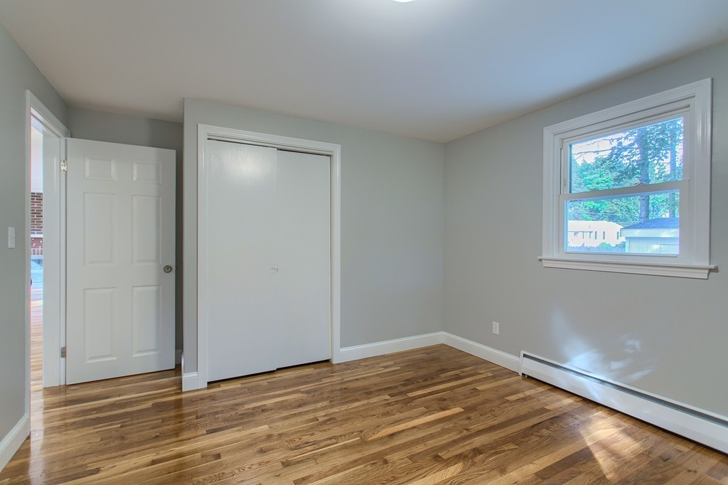 19 Apple Tree Road Tewksbury, MA 01876 - Photo 14 of 27 Gallery Image 14