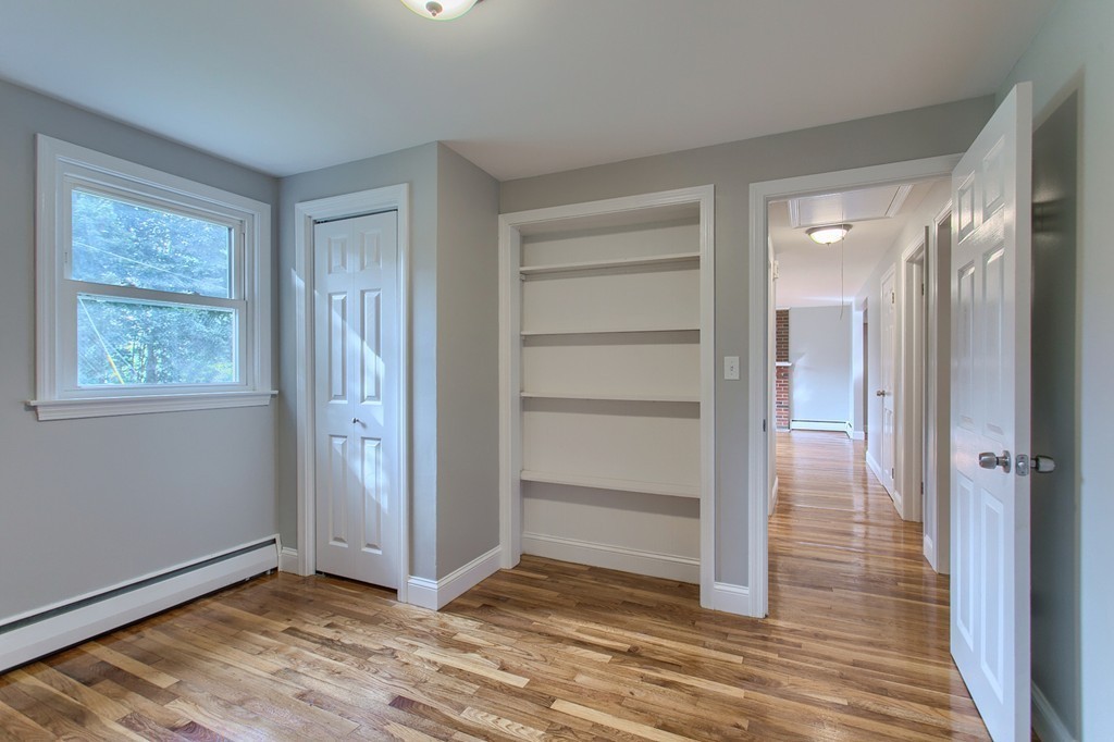 19 Apple Tree Road Tewksbury, MA 01876 - Photo 16 of 27 Gallery Image 16